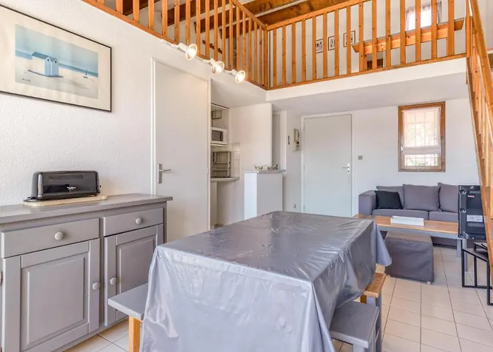 Apartment Baie Des Anges- 411- Mezz Lumineux- 6 Pers *